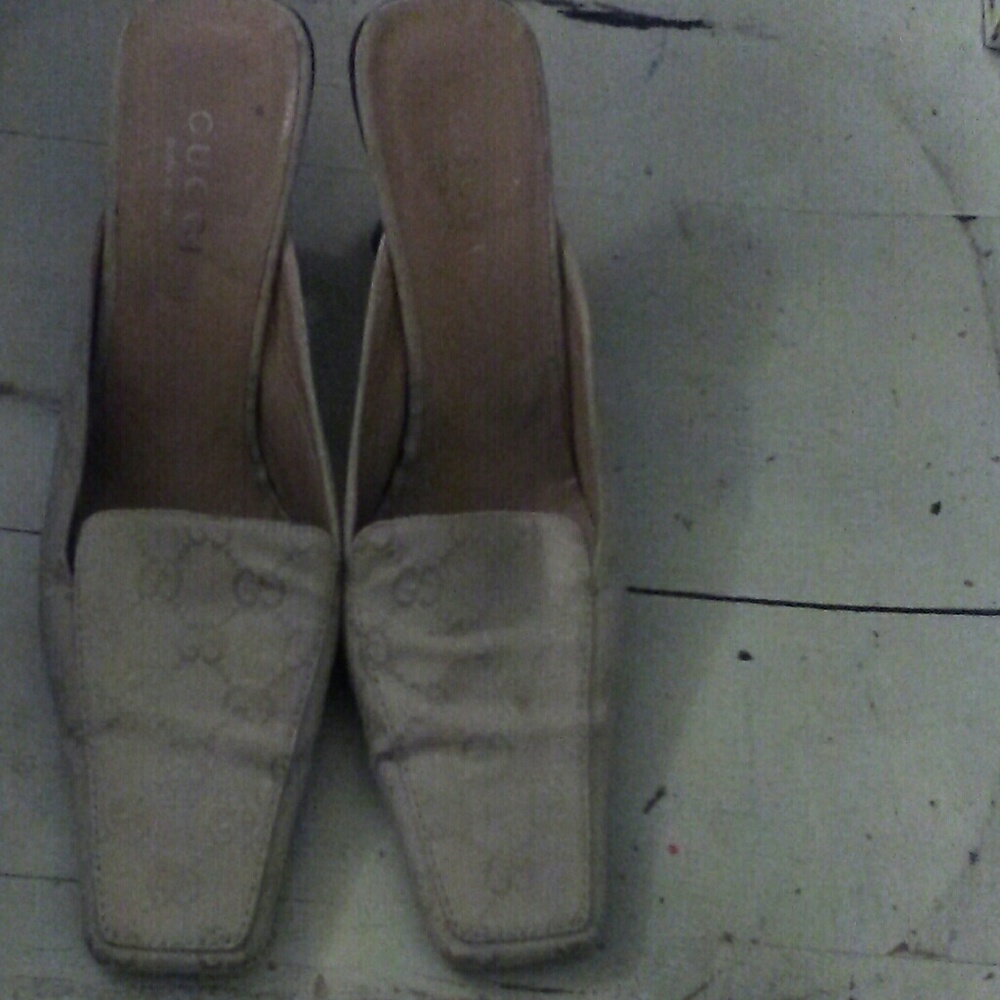 Gucci slides/heels size 9